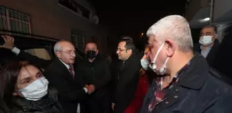 CHP Genel Başkanı Kılıçdaroğlu'ndan vefat eden halasının evine taziye ziyareti