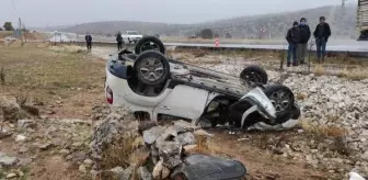 Son dakika haber | Afyonkarahisar'da takla atan otomobil ters döndü; sürücü öldü, eşi yaralı