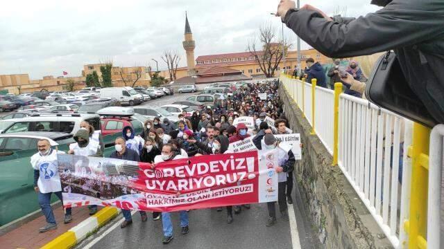 Hastanelerde grev günü! Acil sağlık hizmetlerinde aksama olmayacak Hastanelerde grev günü! Acil sağlık hizmetlerinde aksama olmayacak