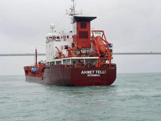 Son Dakika: İstanbul Boğazı, tanker arızası nedeniyle gemi trafiğine kapatıldı