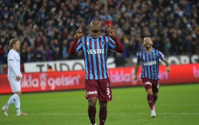 Trabzonspor'un gündeme getirdiği Georgios Masouras'tan transfer sinyali! Sosyal medyadan... Trabzonspor'un gündeme getirdiği Georgios Masouras'tan transfer sinyali! Sosyal medyadan...