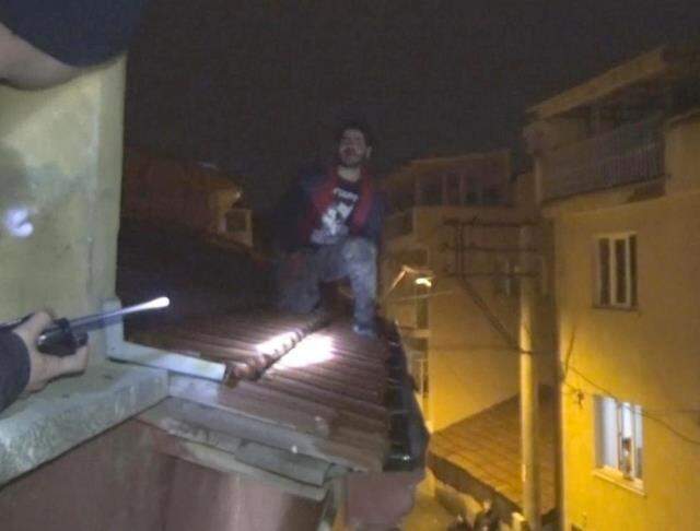Evlendirme vaadiyle çağırdıkları Iraklıyı dövüp, parasını gasbettiler Evlendirme vaadiyle çağırdıkları Iraklıyı dövüp, parasını gasbettiler