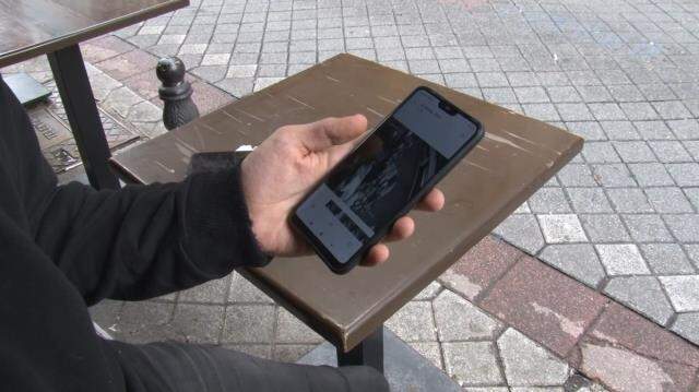 Kadıköy'de Süperman olduğunu söyledi! Atladı, zıpladı, kaçtı Kadıköy'de Süperman olduğunu söyledi! Atladı, zıpladı, kaçtı