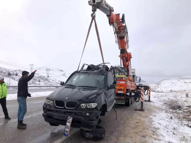 Kahramanmaraş'tan kahreden haber! Hurda yığınına dönen otomobil 2 askere mezar oldu