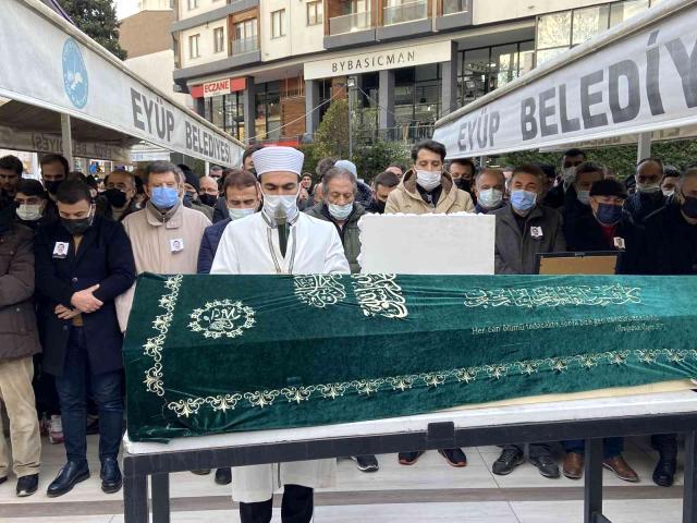 İzzet Altınmeşe'nin oğlu Ali Murat Altunmeşe son yolculuğuna uğurlandı