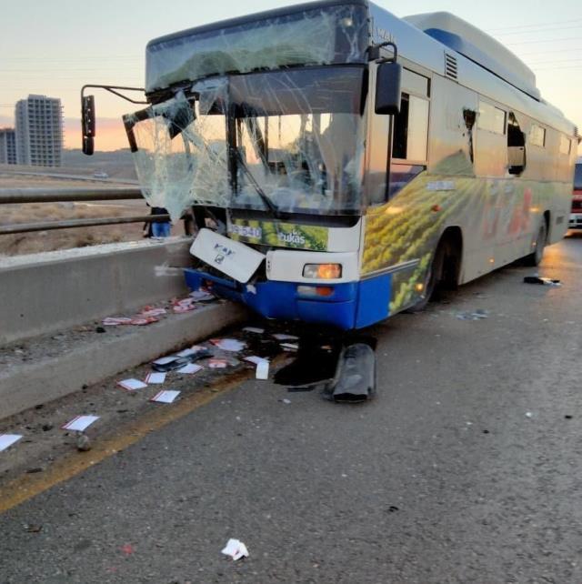 Ankara'da halk otobüsü kaza yaptı! En az 20 yaralı var