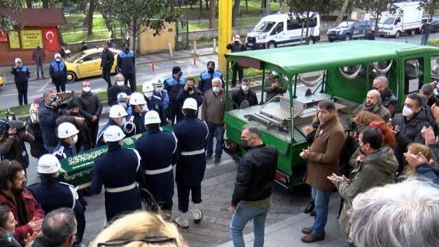 Usta oyuncu Sezai Aydın göz yaşları içinde son yolculuğuna uğurlandı