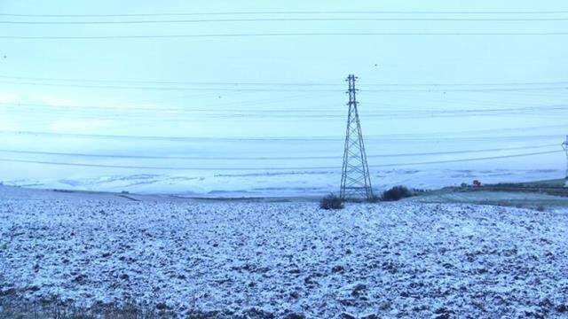 Meteoroloji'nin uyarılarının ardından İstanbul'da kar yağışı etkili oldu! İlçelerden kartpostallık görüntüler yağıyor Meteoroloji'nin uyarılarının ardından İstanbul'da kar yağışı etkili oldu! İlçelerden kartpostallık görüntüler yağıyor