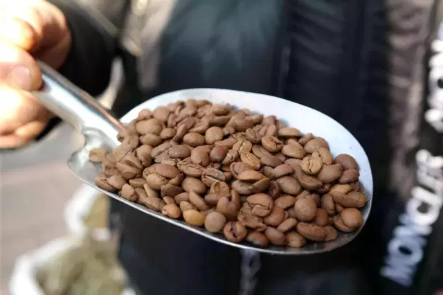 Fiyatı sürekli artan kahve, 50 gramlık paketler halinde satılmaya başlandı