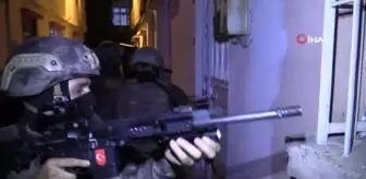 Son dakika haber: Polis uyuşturucu satıcılarına operasyon: 22 şüpheli tutuklandı