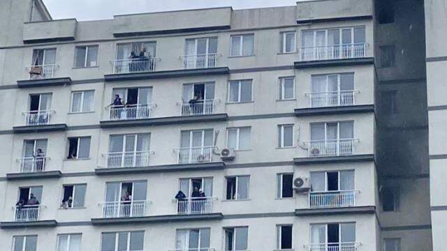 Son dakika! Esenyurt'ta 13 katlı rezidansta bilinmeyen bir nedenle yangın çıktı Son dakika! Esenyurt'ta 13 katlı rezidansta bilinmeyen bir nedenle yangın çıktı