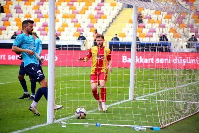 Sürprizler sahnesi Türkiye Kupası! Bandırmaspor, Yeni Malatya'yı saf dışı bıraktı