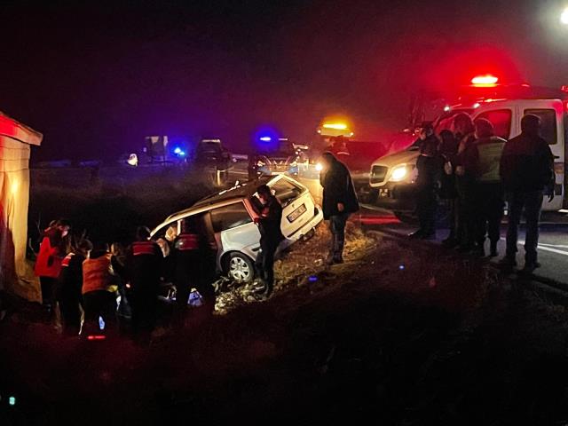 Yılbaşı gecesi 7 kişinin can verdiği kazada kahreden detay! Hız göstergesi 180'de takılı kalmış