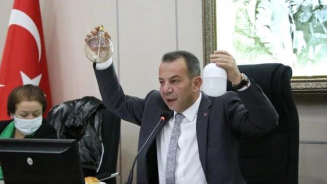 AK Partili üyenin kendisine 'geri zekalı' demesine çok sinirlenen Tanju Özcan çıldırdı