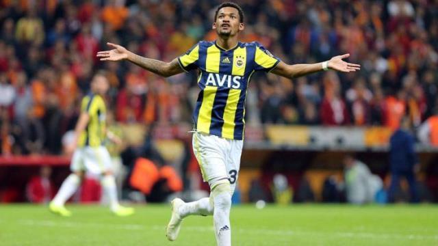 Fenerbahçe'nin eski yıldızı, yeni takımını buldu! Resmi sözleşmeyi imzaladı