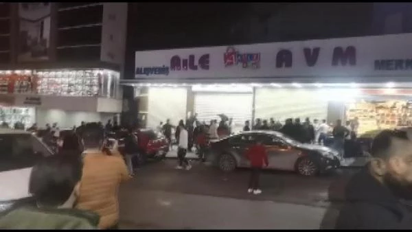 Esenyurt'ta mahalleli ile Suriyeli grup arasında kavga çıktı! Sığındıkları dükkana da saldırdılar