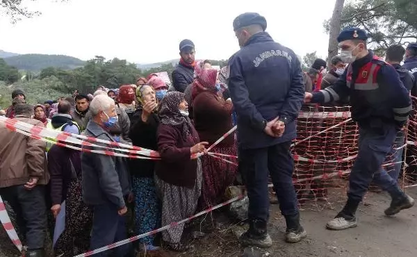 Köylüler altın aranmasına karşı! Jandarmayla arbede yaşandı, iş makineleri zarar gördü