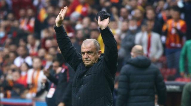 Son Dakika: Galatasaray'da teknik direktör Fatih Terim ile yollar ayrıldı