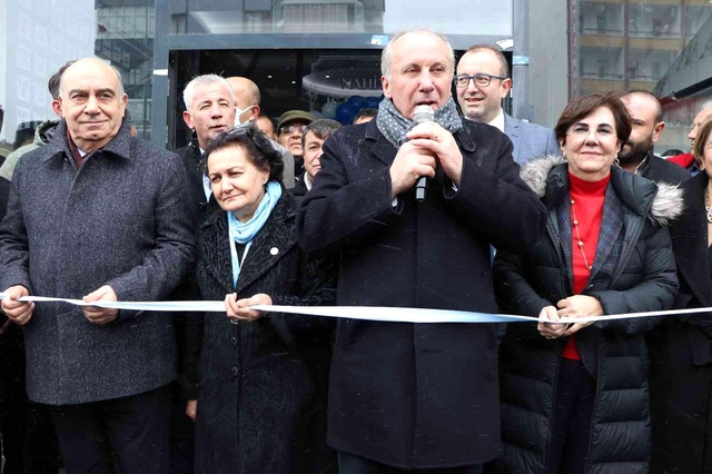 HDP ile ittifak konusuna sessiz kalan İnce'den teröristle fotoğrafları çıkan Semra Güzel'e tepki HDP ile ittifak konusuna sessiz kalan İnce'den teröristle fotoğrafları çıkan Semra Güzel'e tepki
