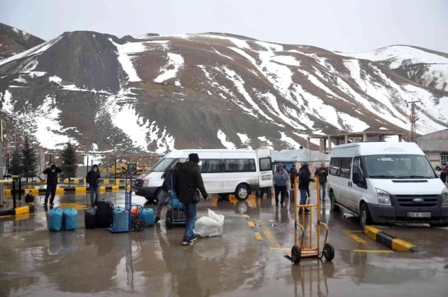 İran tek taraflı kapatmıştı! Esendere Sınır Kapısı tekrar geçişlere açıldı
