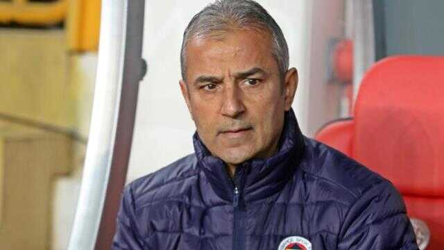 Hoca yeni Kanarya aynı! Fenerbahçe, Antalyaspor'la deplasmanda 1-1 berabere kaldı