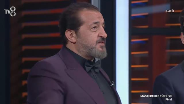 Mehmet Yalçınkaya, MasterChef'in eski yarışmacısı Tunahan'a iş teklif etti