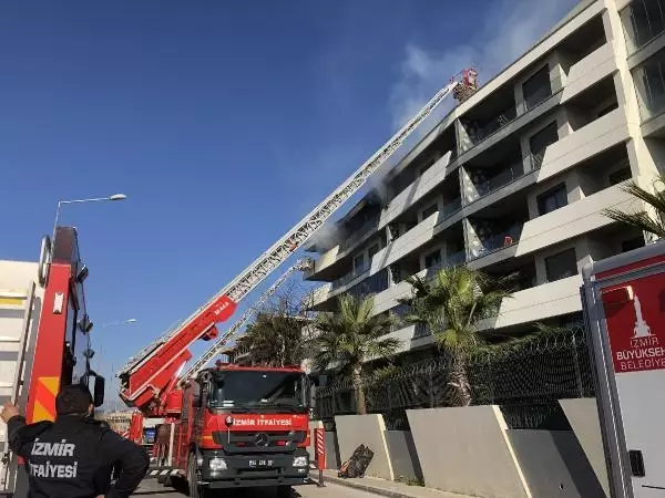 Arkadaşını ziyaret için gittiği apartmanda çıkan yangında hayatını kaybetti