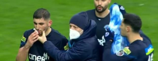 İzleyenin içi sızladı! Giresun-Kasımpaşa maçında yürekler ağza geldi İzleyenin içi sızladı! Giresun-Kasımpaşa maçında yürekler ağza geldi