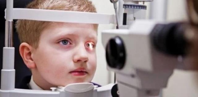 Bilim insanları açıkladı! Göz testiyle ölüm riski hesaplanıyor Bilim insanları açıkladı! Göz testiyle ölüm riski hesaplanıyor