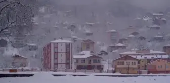 KASTAMONU - Bozkurt'ta kar yağışı hayatı olumsuz etkiliyor