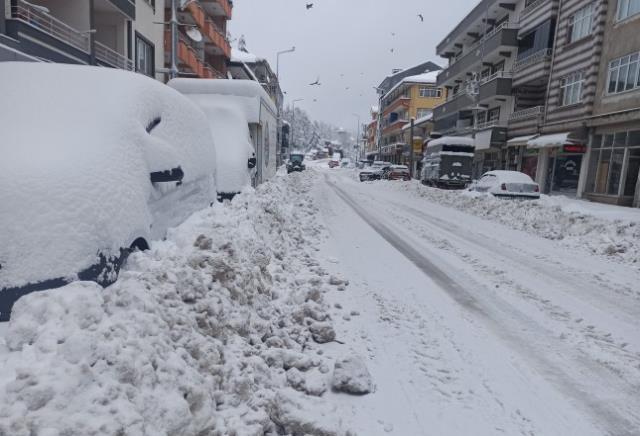 Doğurmak üzere olan hamile kadının imdadına AFAD yetişti!