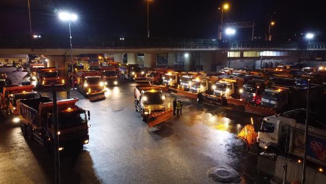 İSTANBUL'A İZLANDA KIŞI GELİYOR