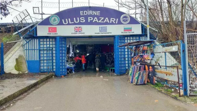 Bulgar turistlere PCR zorunluluğu başladı, tıklım tıklım dolan Ulus Pazarı boş kaldı