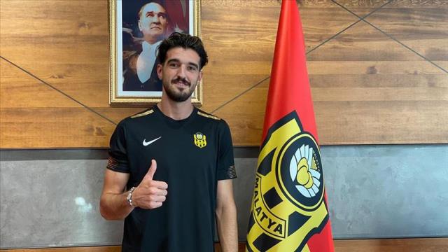 İlginç bir akıma dönüştü! Kubilay Kanatsızkuş'u gönderen lokma döktürüyor İlginç bir akıma dönüştü! Kubilay Kanatsızkuş'u gönderen lokma döktürüyor