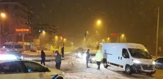 Denizli'de bazı noktalarda kış lastiksiz veya zincirsiz araçların geçişine izin verilmiyor