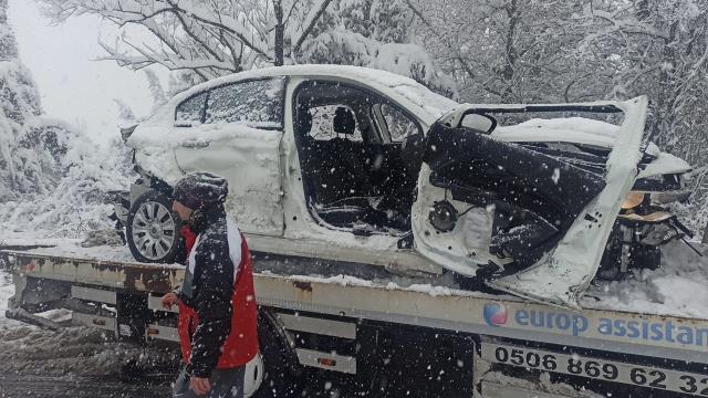 Son Dakika: Düzce'de 30 araç birbirine girdi! Zincirleme kazada çok sayıda kişi yaralandı Son Dakika: Düzce'de 30 araç birbirine girdi! Zincirleme kazada çok sayıda kişi yaralandı