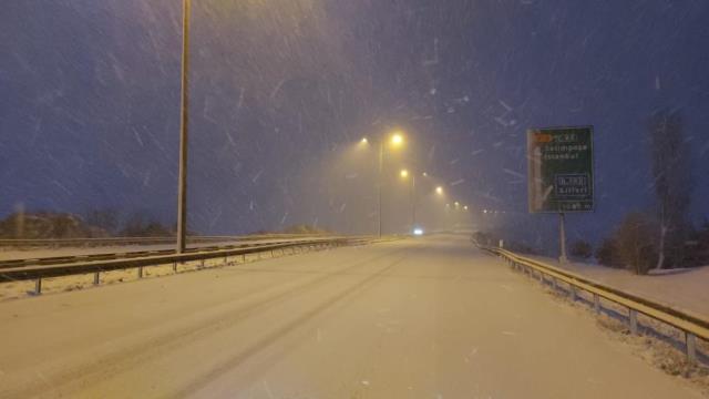 Son Dakika: Kar megakenti esir aldı! İstanbul'a Trakya ve Anadolu'dan girişler durduruldu