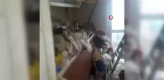 Yaşlı adamın evinden tonlarca çöp çıktı