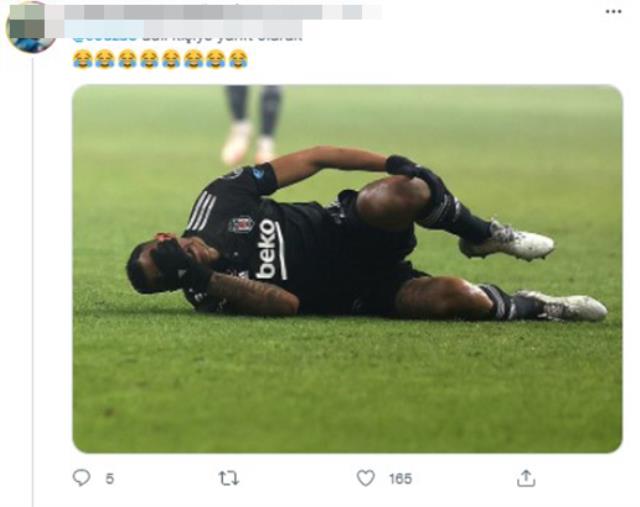 Josef, gündemi altüst etti! Galatasaray-Tuzla maçında yaptığı paylaşım kıyameti kopardı Josef, gündemi altüst etti! Galatasaray-Tuzla maçında yaptığı paylaşım kıyameti kopardı