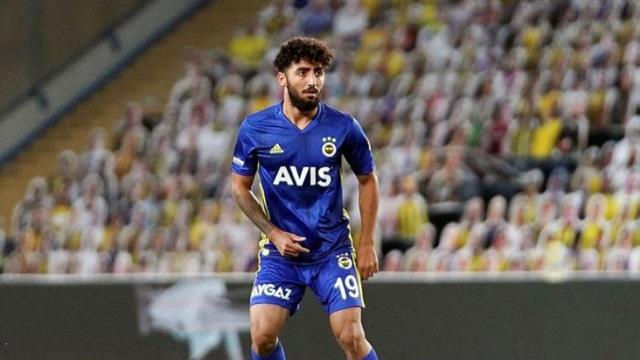 Acun Ilıcalı'nın 'Salah'ı olacak! Eski Fenerbahçeli, Hull City maçını tribünden izledi Acun Ilıcalı'nın 'Salah'ı olacak! Eski Fenerbahçeli, Hull City maçını tribünden izledi