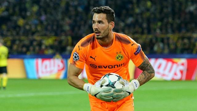 Galatasaray'da Muslera'nın yeri sonunda doldu! Yeni kalecinin İstanbul'a geliş tarihi bile belli Galatasaray'da Muslera'nın yeri sonunda doldu! Yeni kalecinin İstanbul'a geliş tarihi bile belli