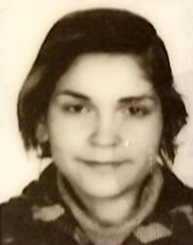 24 yaşındaki genç kadın yeni taşındığı evinde ölü bulundu 24 yaşındaki genç kadın yeni taşındığı evinde ölü bulundu