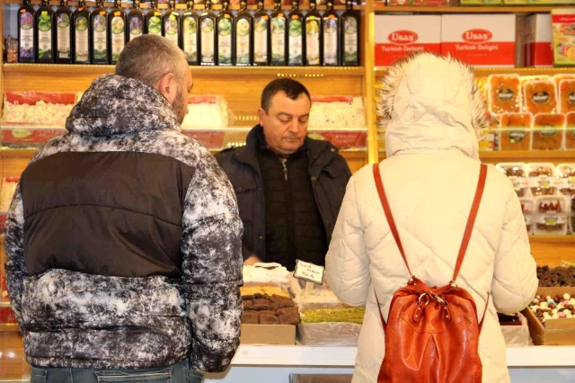 Hazırlıklarını tamamlayan Edirne esnafı, Bulgar müşterilerini beklemeye başladı