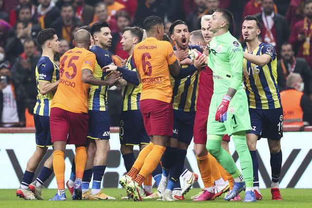 TFF'den herkesi şaşırtan karar! İşte Süper Lig'in yayın ihalesiyle ilgili tüm detaylar TFF'den herkesi şaşırtan karar! İşte Süper Lig'in yayın ihalesiyle ilgili tüm detaylar