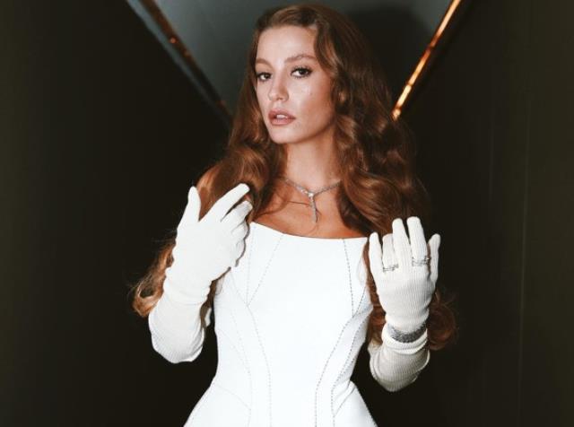 Serenay Sarıkaya'nın saplantılı hayranının ifadesi şaşkına çevirdi: Allah katında eşiz, bulunduğu her yere gideceğim