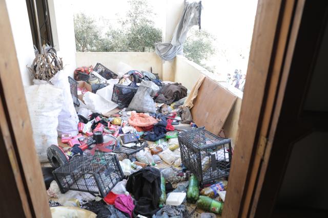 DEAŞ liderinin öldürüldüğü operasyonda korkunç görüntüler! Çok sayıda kadın ve çocuk da öldürüldü DEAŞ liderinin öldürüldüğü operasyonda korkunç görüntüler! Çok sayıda kadın ve çocuk da öldürüldü