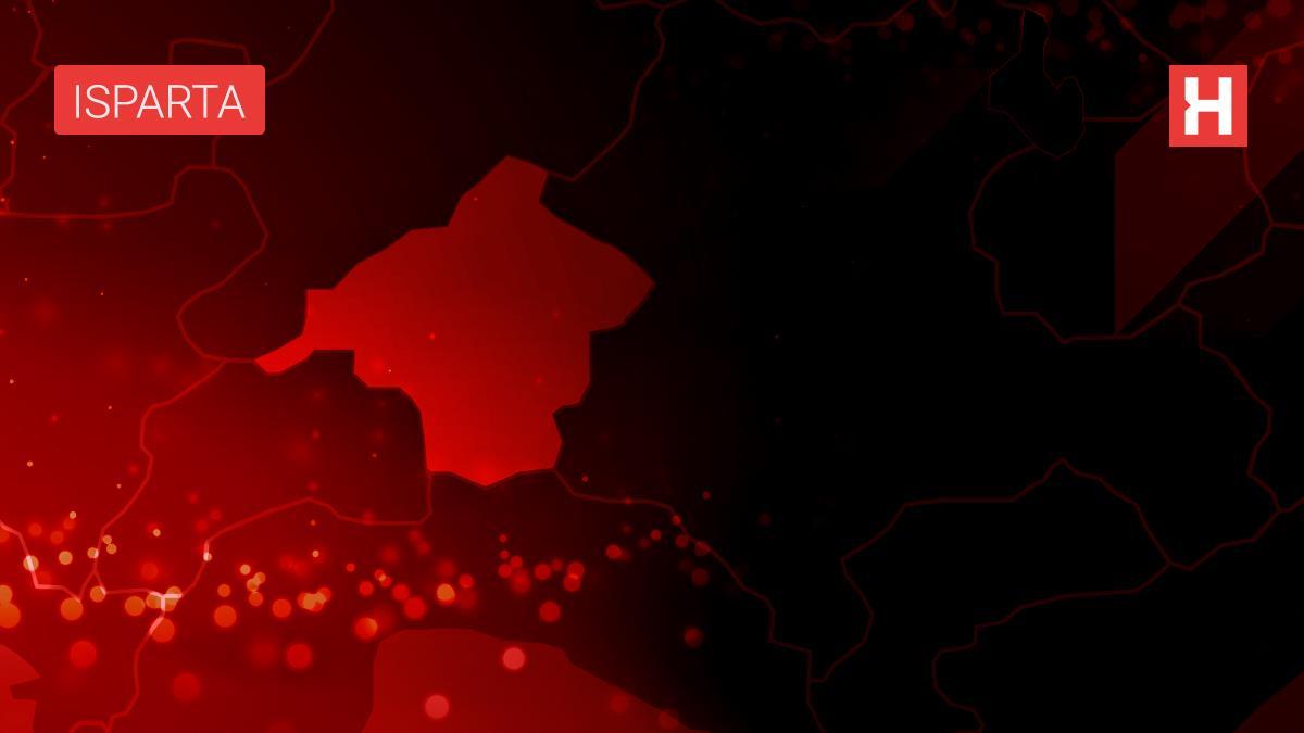 Şarkikaraağaç'ta samanlıkta çıkan yangın söndürüldü