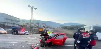 Son dakika haberi: Otomobil tali yoldan çıkan tıra çarptı: 1 ölü