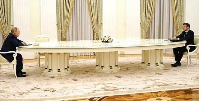 Gündemden düşmeyen Putin-Macron görüşmesi sonrası Cumhurbaşkanı Erdoğan'ın Moskova ziyareti gündem oldu