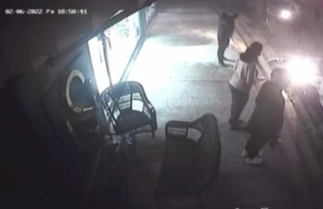 Yaşı küçük sürücünün bir kişinin ölümüne neden olduğu kaza kamerada Yaşı küçük sürücünün bir kişinin ölümüne neden olduğu kaza kamerada